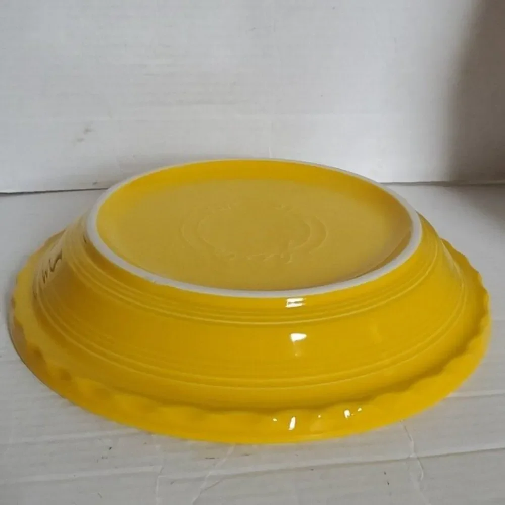 Fiestaware FIESTA Pie Plate Deep Dish Baking Bake Bakeware Baker Yellow CERAMIC